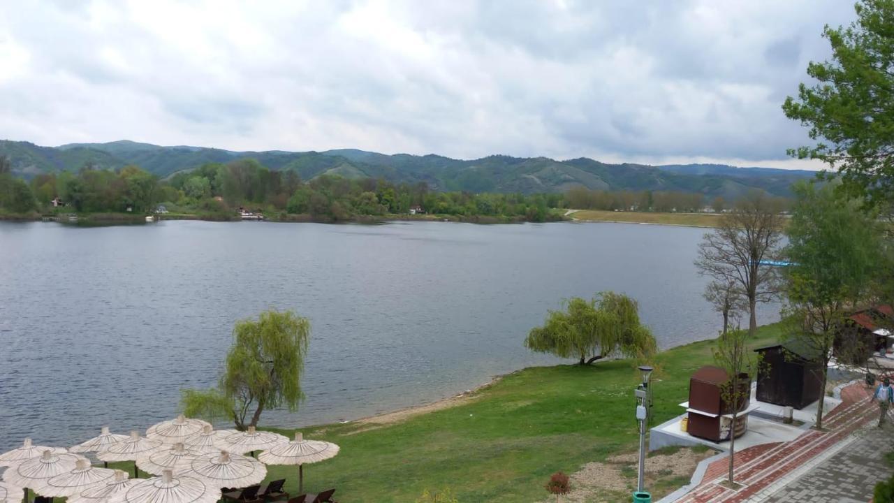 Lago D'Argento Sobe Veliko Gradište Extérieur photo
